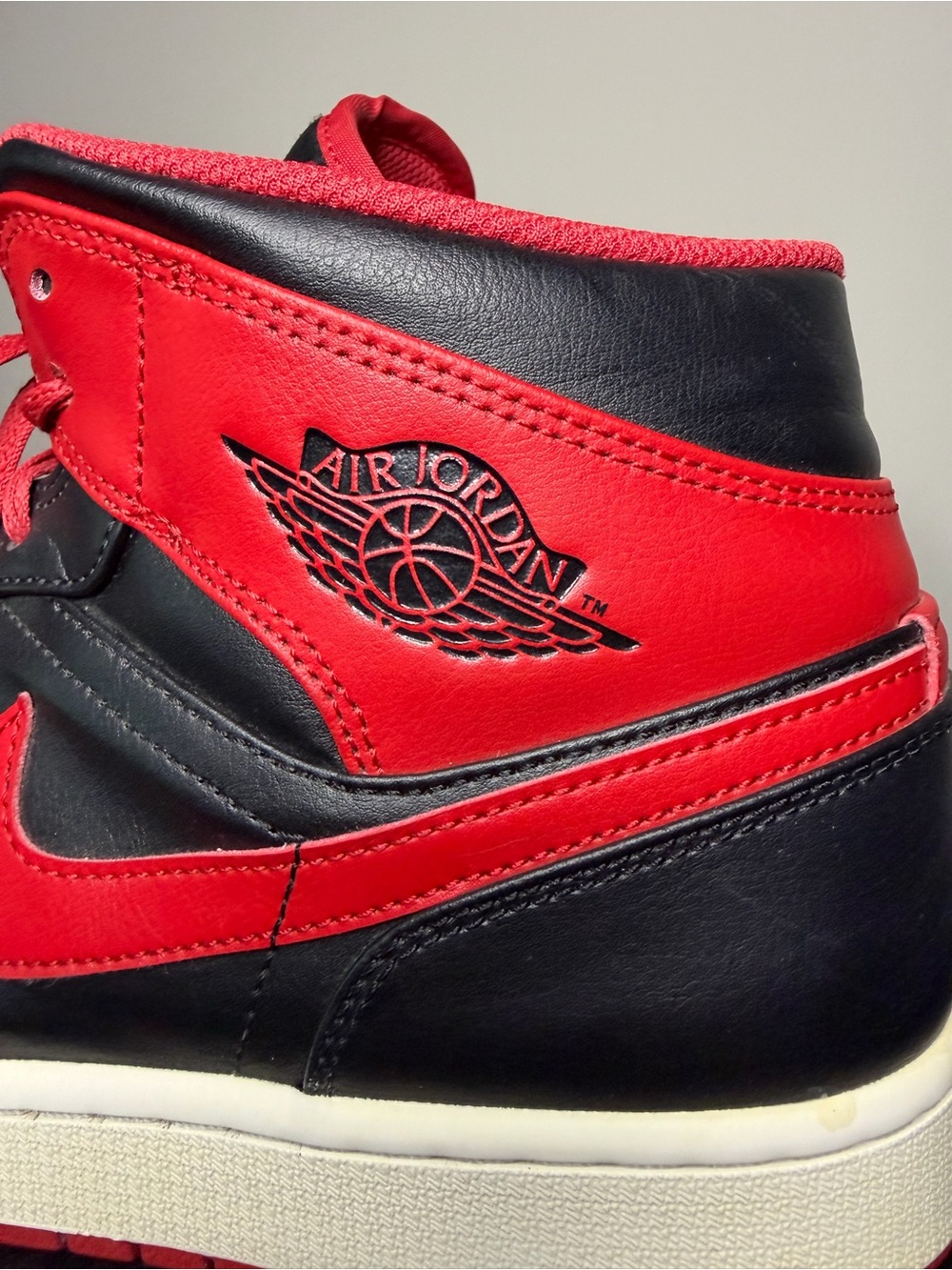 EUC - Nike Air Jordan 1 Retro DMP "Chicago Bulls" sneakers - Size: 13 - Picture 5 of 5